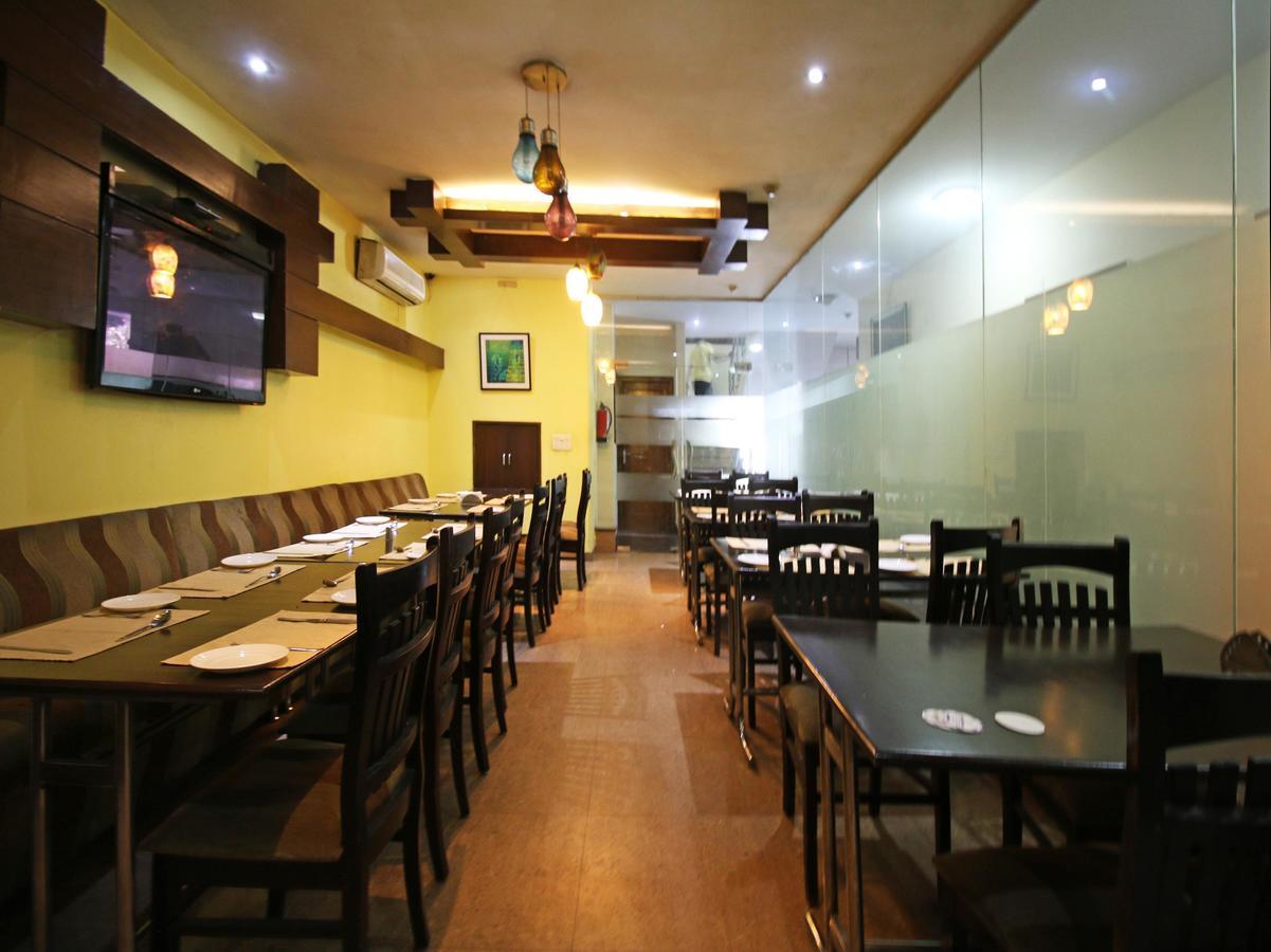 Hotel Oscar - Hauz Khas Nueva Delhi Exterior foto